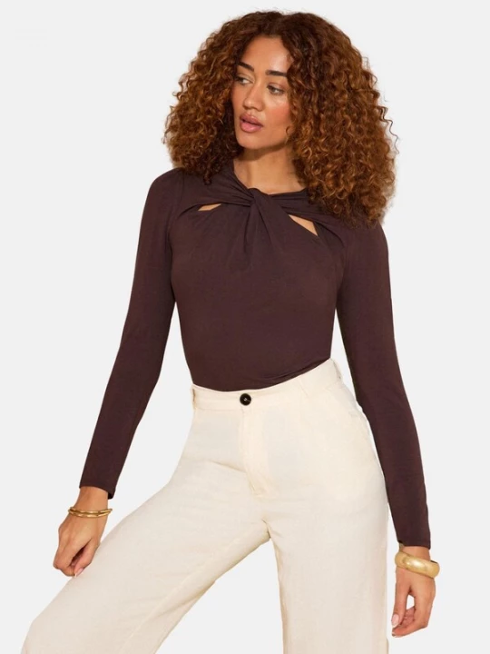 Foto van product love & roses Shirt chocoladebruin