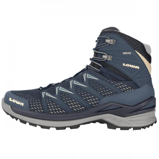 Foto van product LOWA Boots 'Innox Pro' navy