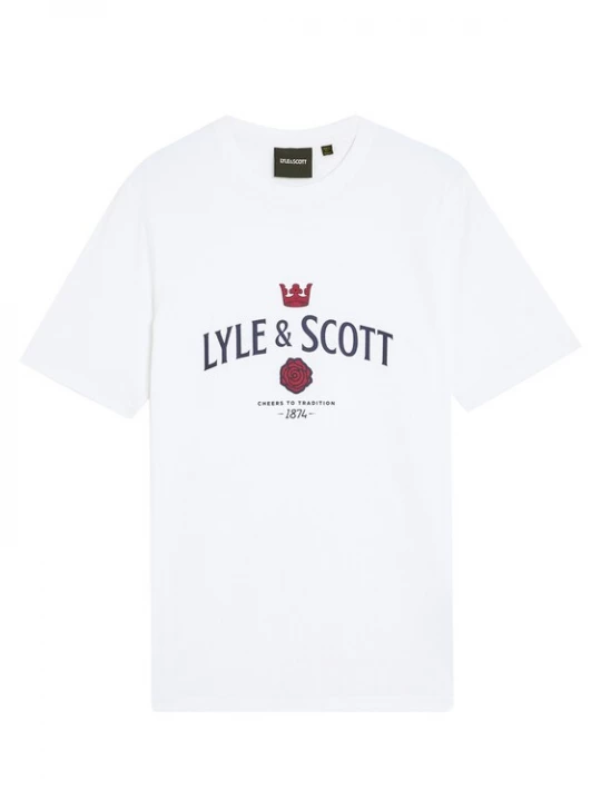 Foto van product Lyle & Scott Shirt 'Cheers To Tradition Graphic' nachtblauw / rood / wit