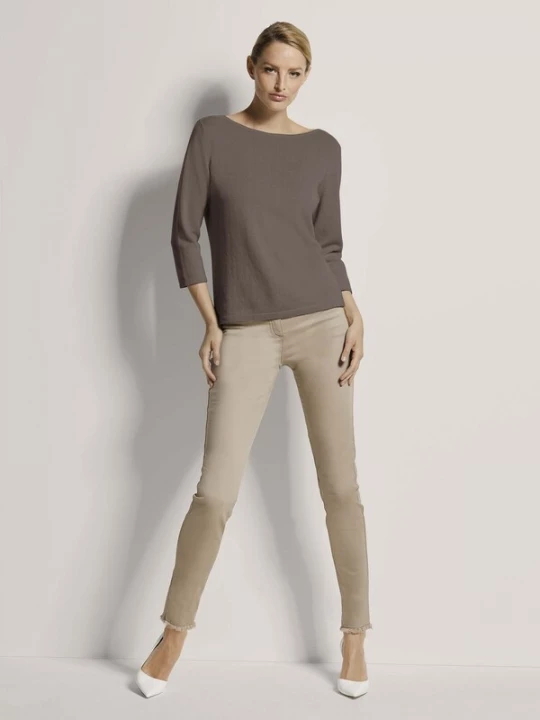 Foto van product MADELEINE Trui taupe
