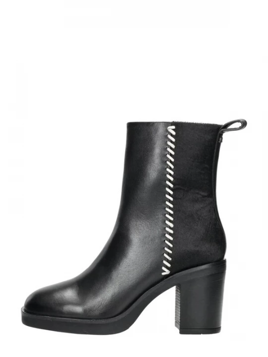 Foto van product MARUTI Boots 'Steffi' zwart