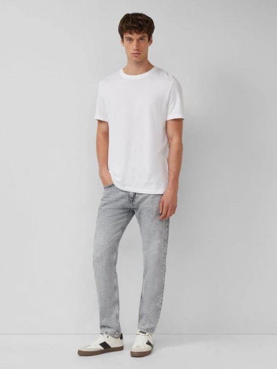 Foto van product Mauro jeans / Regular fit / Halfhoog / Taps toelopende pijpen / 100% katoen s.Oliver grijs