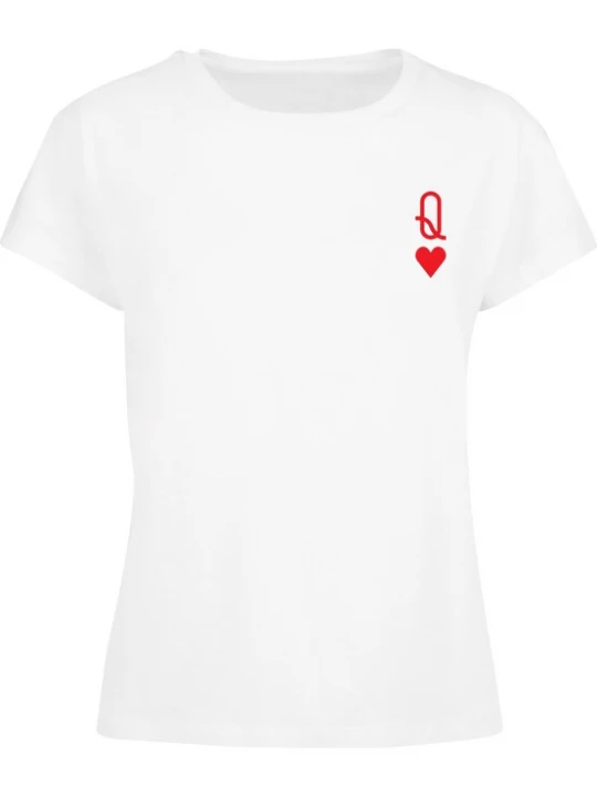 Foto van product Merchcode Shirt 'Hugs & Love - Queen of Hearts' bloedrood / wit