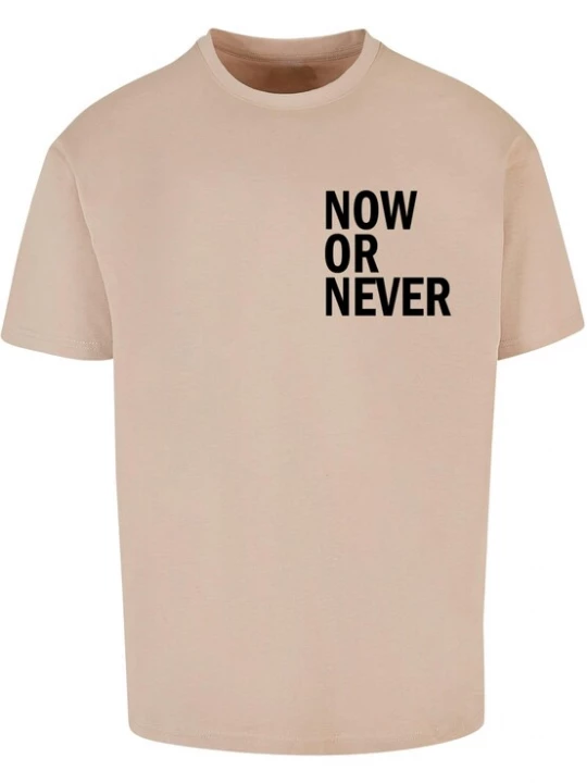 Foto van product Merchcode Shirt 'Now Or Never' sand / zwart