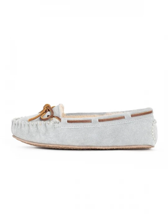 Foto van product Minnetonka Huisschoenen 'Cally' lichtgrijs