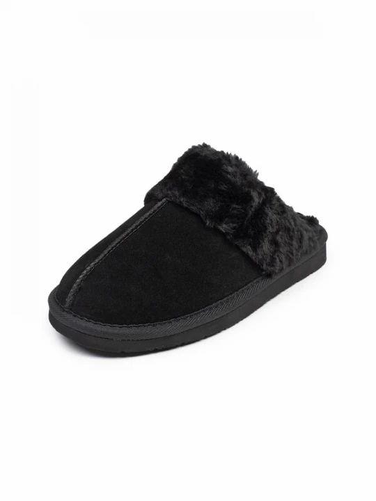 Foto van product Minnetonka Huisschoenen 'Chesney' zwart