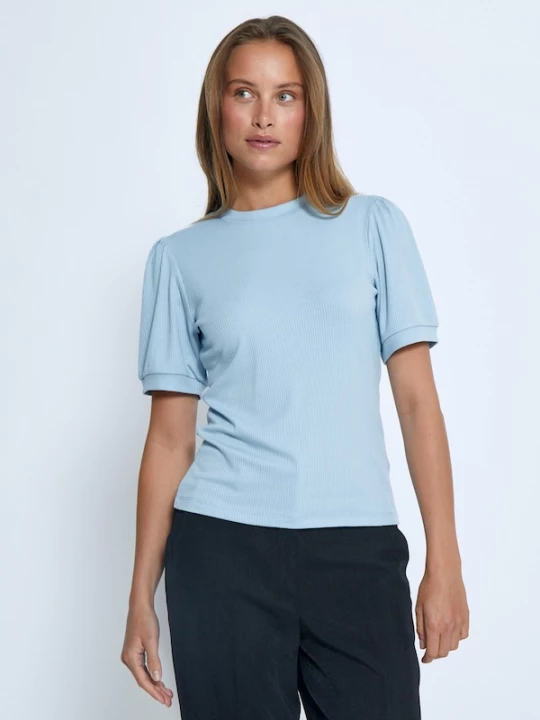 Foto van product minus Shirt 'Johanna' lichtblauw