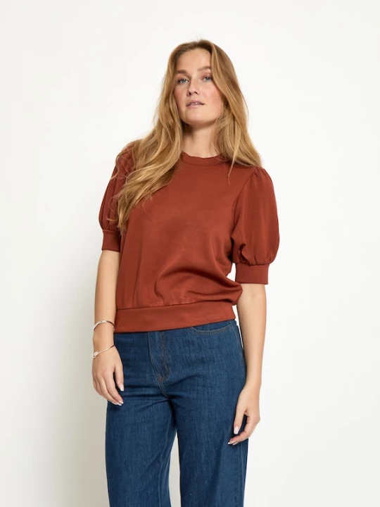 Foto van product minus Shirt 'Lione' karmijnrood