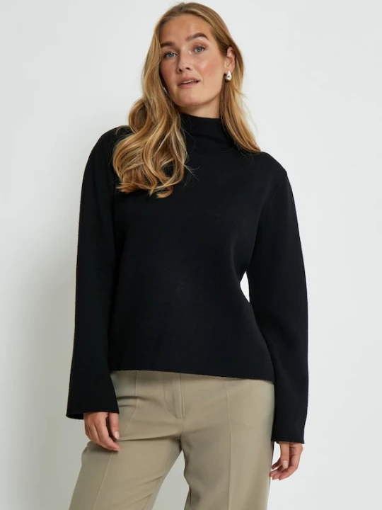 Foto van product minus Top 'Lupi' zwart