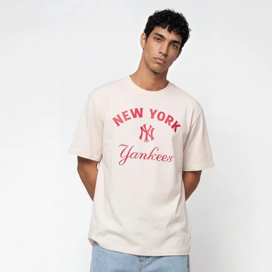 Foto van product MLB CF Graphics Regular Tee New York Yankees New Era beżowy
