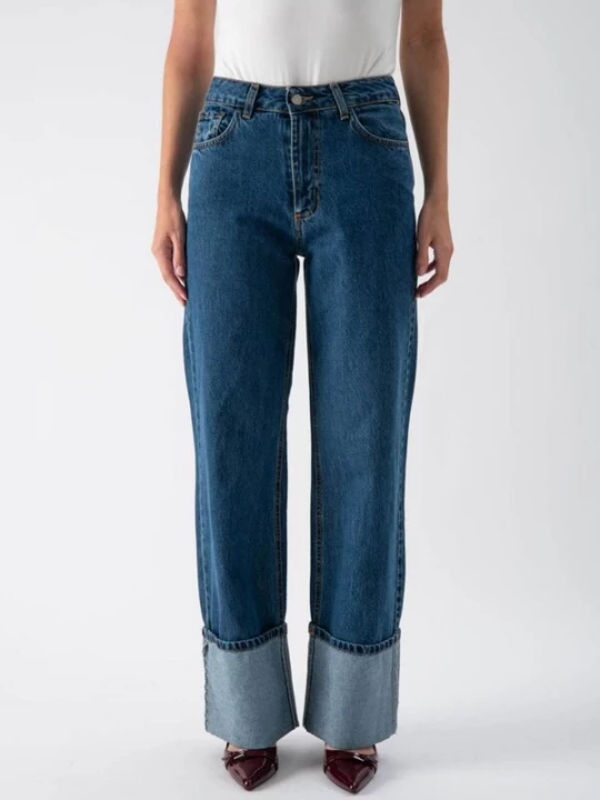 Foto van product MND Jeans 'Blue Denim with Wide Cuffs' blauw denim