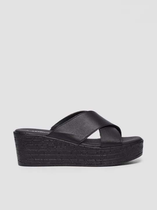 Foto van product Modieuze leren slippers met sleehak s.Oliver zwart