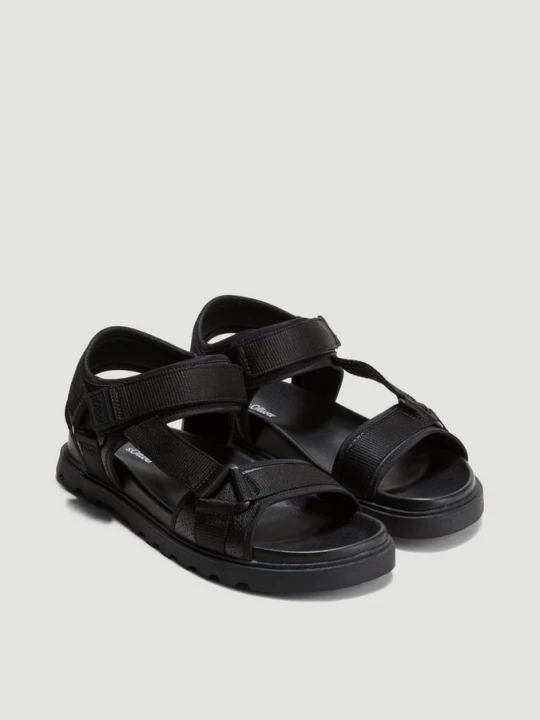 Foto van product Modieuze trekking-sandalen s.Oliver zwart