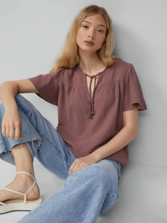 Foto van product Mousseline blouse met striklint QS