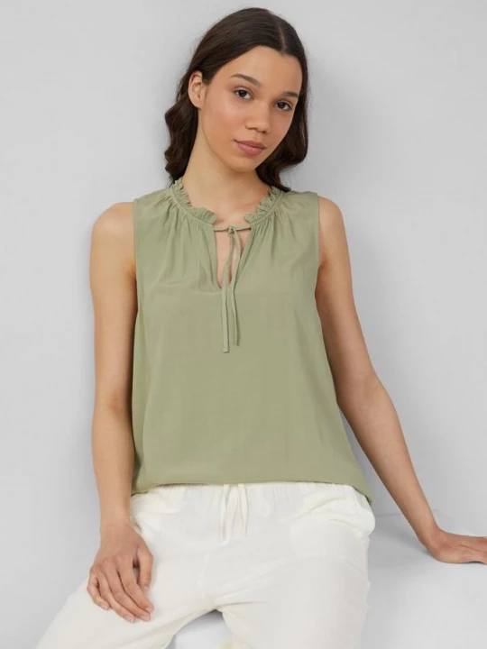Foto van product Mouwloze blouse van viscose QS groen