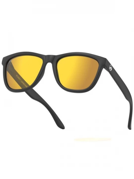 Foto van product Mowmow Sportzonnebril 'MowMow Opal LIMITED Sunglasses - Polarized - Men - Women' goud