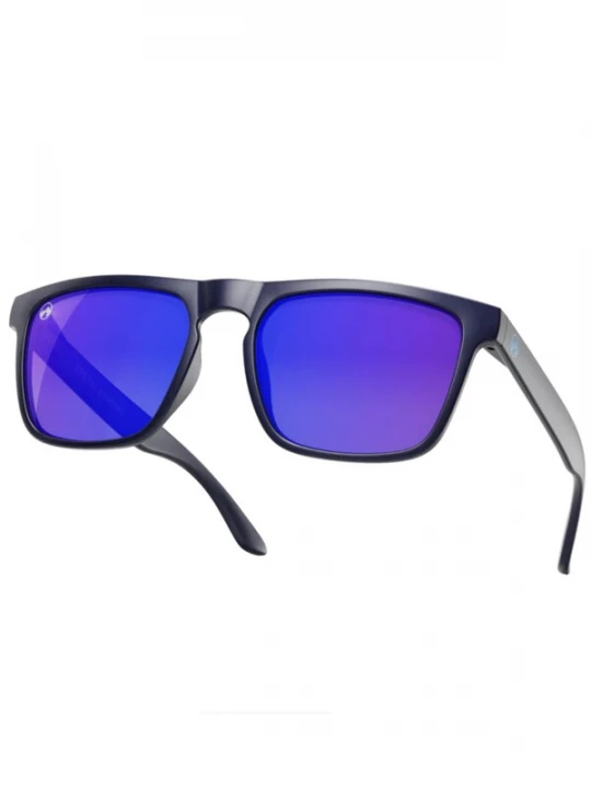 Foto van product Mowmow Sportzonnebril 'MowMow Thor Sunglasses - Polarized - Men - Women - Black' donkerlila