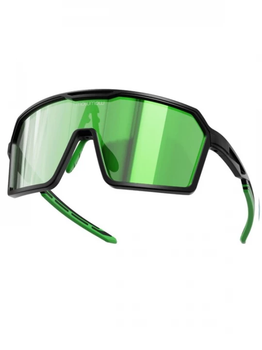 Foto van product Mowmow Sportzonnebril 'MowMow Wizard Sunglasses - Sports Glasses - Photochromic Lens - Men - Women' groen