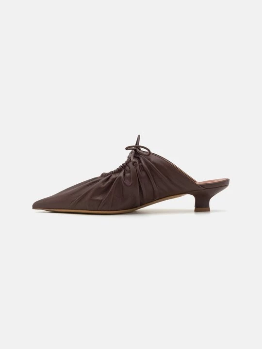 Foto van product Muiltjes By Malene Birger bordeauxrood
