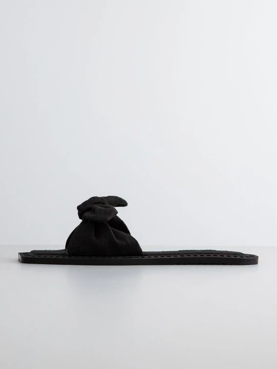 Foto van product Muiltjes Carlotha Ray zwart