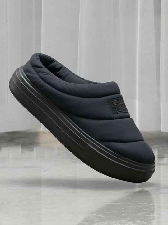 Foto van product Muiltjes Converse zwart