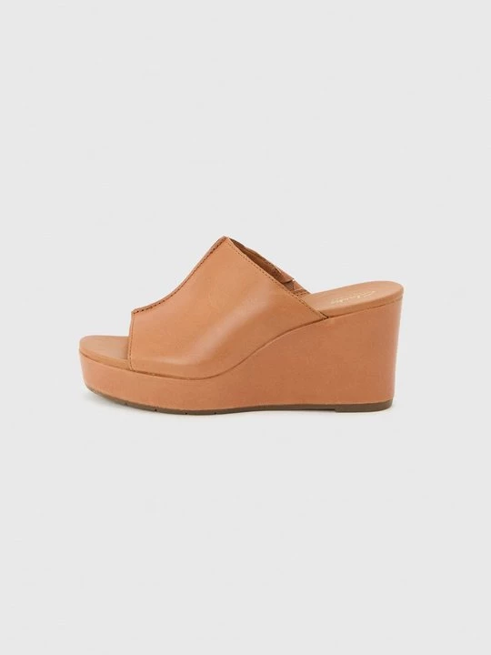 Foto van product Muiltjes met hak Clarks tan