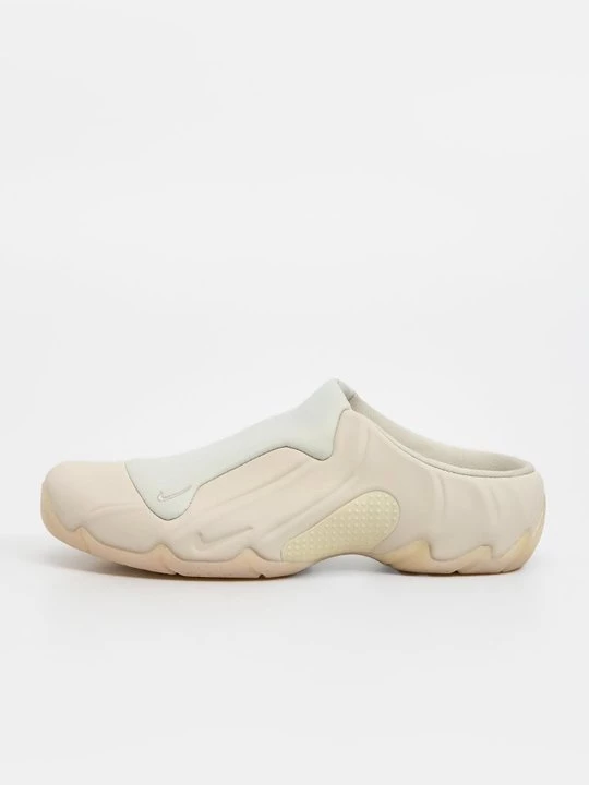 Foto van product Muiltjes Nike bruin