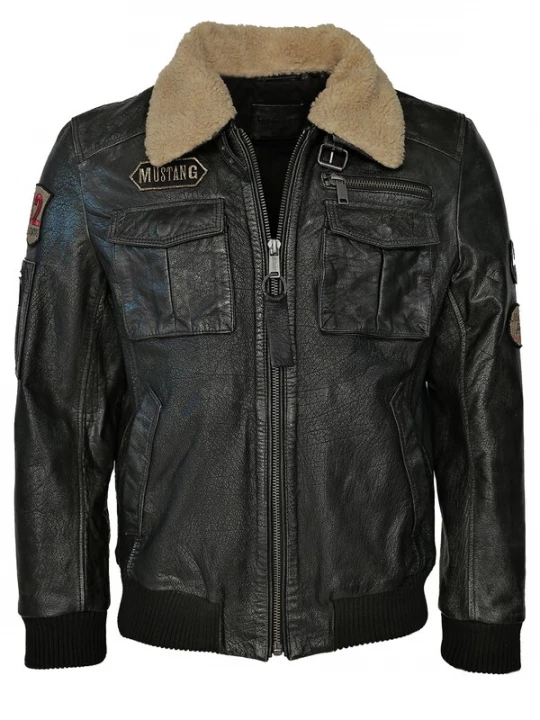 Foto van product MUSTANG Tussenjas 'Karlstad' donkerbeige / zwart