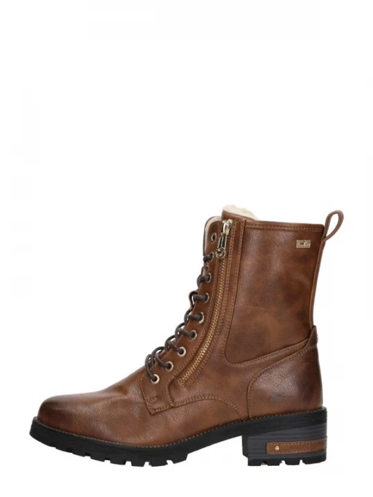 Foto van product MUSTANG Veterschoen 'Veterschoenen Hoog' cognac