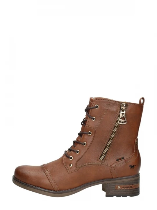 Foto van product MUSTANG Veterschoen 'Veterschoenen Hoog' cognac