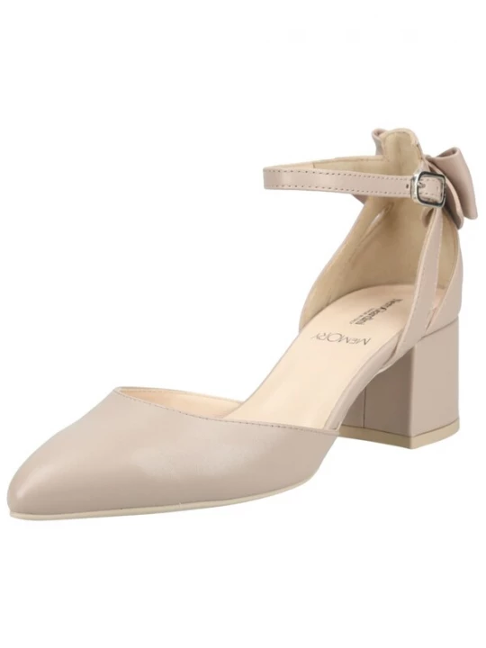 Foto van product Nero Giardini Pumps ecru