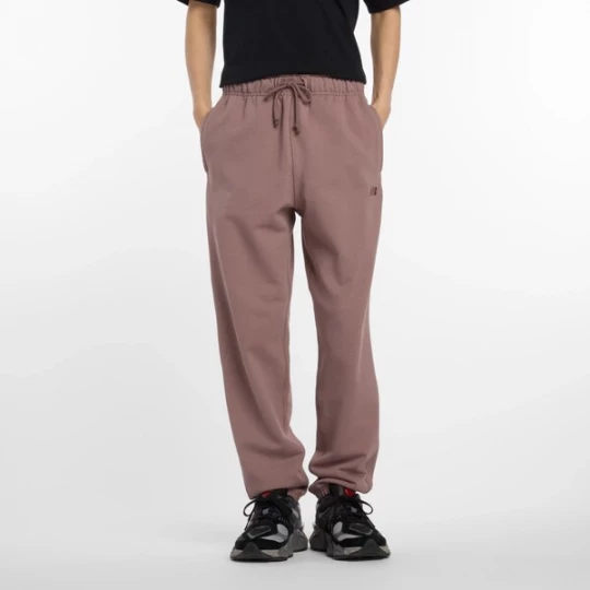 Foto van product new balance Broek 'Athletics' bruin
