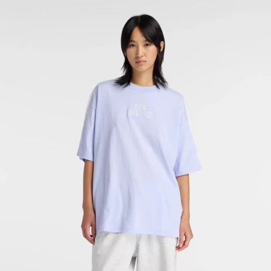 Foto van product new balance Oversized shirt 'Trackside' lichtlila / wit