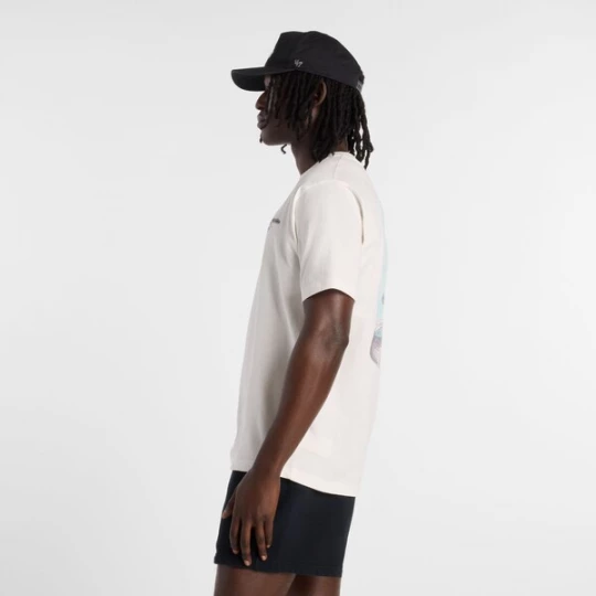 Foto van product new balance Shirt 'Fountain' lichtblauw / lila / wit
