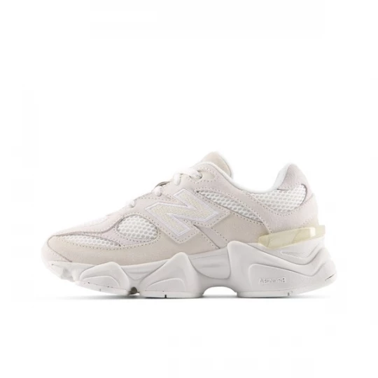 Foto van product new balance Sneakers '[ "9060", "9060"]' beige / grijs / lichtgrijs