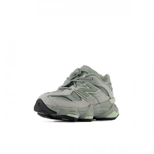 Foto van product new balance Sneakers '9060' grijs / mintgroen