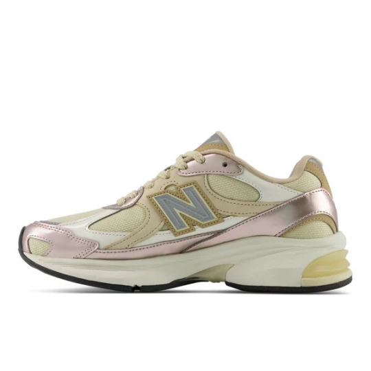 Foto van product new balance Sneakers laag '2010' beige / geel