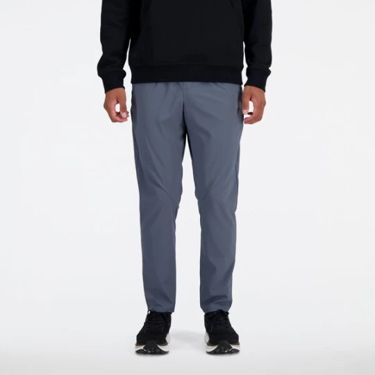 Foto van product new balance Sportbroek 'AC Tapered Pant 29"' grijs / rookgrijs