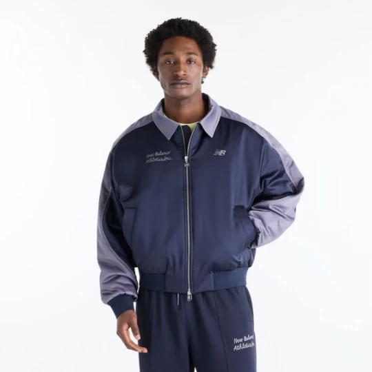 Foto van product new balance Sportjas 'Sport Legacy Stadium Jacket' blauw / nachtblauw