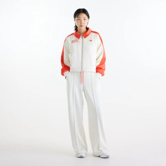 Foto van product new balance Sportjas 'Sport Legacy Stadium Jacket' rood / wit
