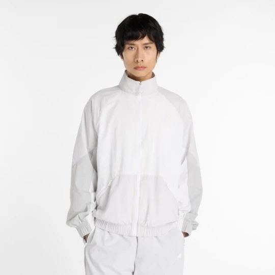 Foto van product new balance Tussenjas 'Achieve' wit