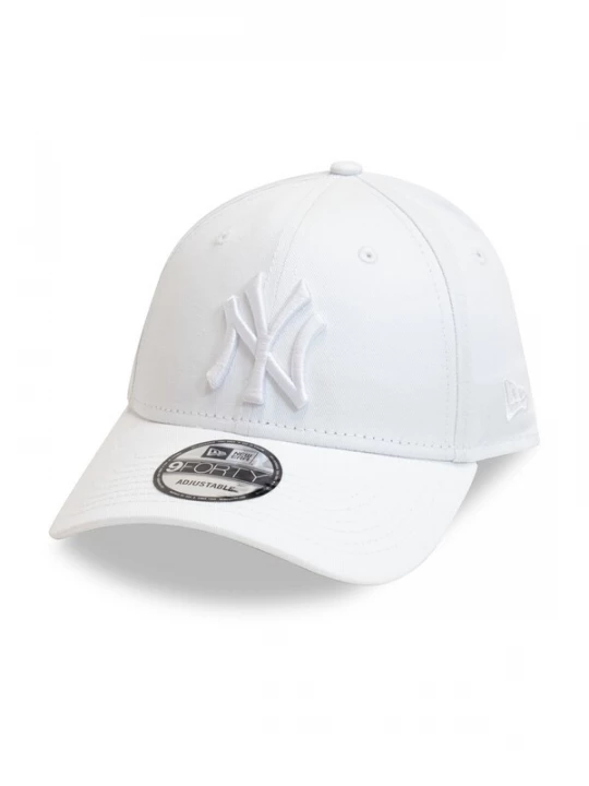 Foto van product NEW ERA Pet 'LEAGUE ESS 9FORTY NEYYAN' wit