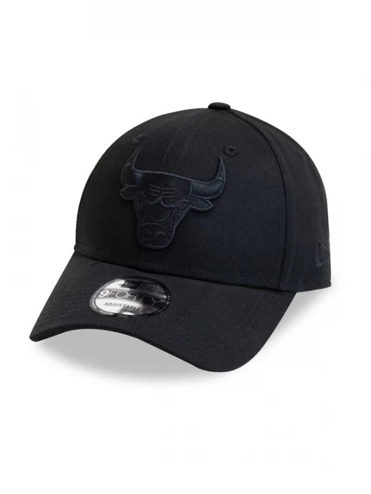 Foto van product NEW ERA Pet 'NBA ESSENTIAL 9FORTY CHIBUL' zwart
