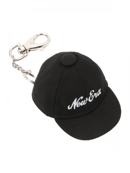 Foto van product NEW ERA Sleutelhanger 'MINI CAP' zwart / wit