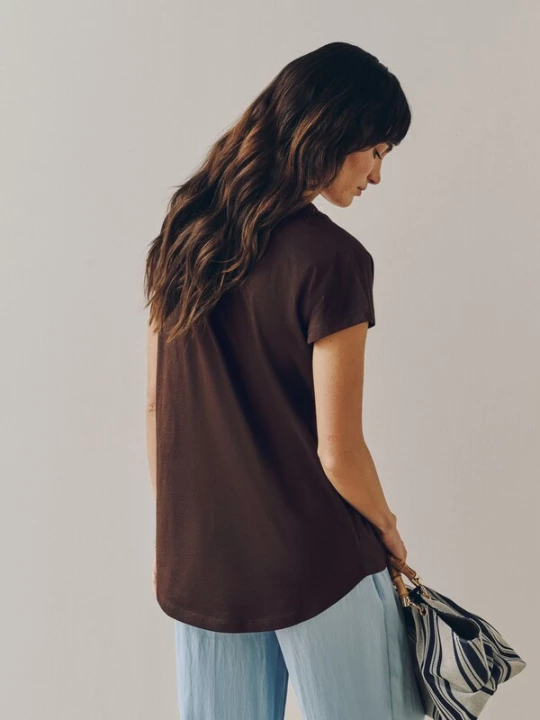 Foto van product Next Shirt donkerbruin / geel / rood