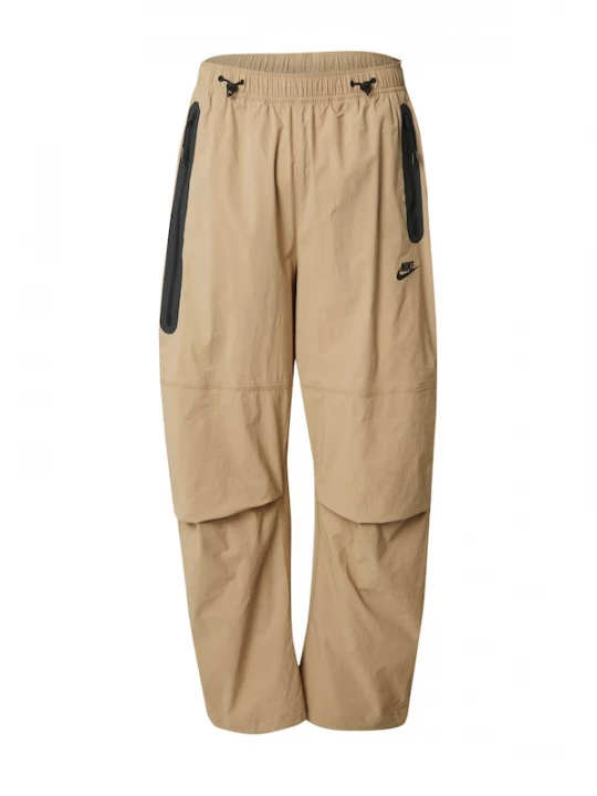 Foto van product Nike Sportswear Broek 'Tech' beige