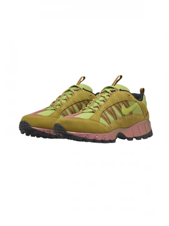 Foto van product Nike Sportswear Sneakers laag 'AIR HUMARA' groen