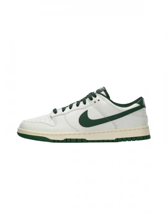 Foto van product Nike Sportswear Sneakers laag 'DUNK' pastelgroen / donkergroen / wolwit