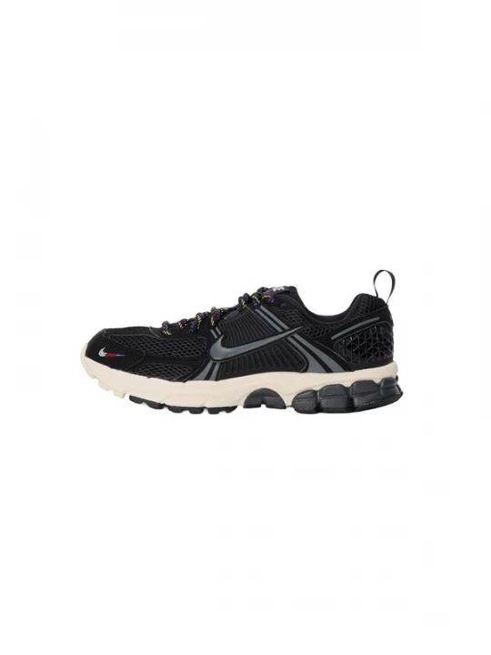 Foto van product Nike Sportswear Sneakers 'VOMERO' zwart