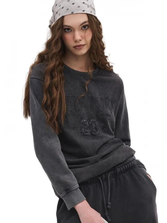 Foto van product No Matter What Sweatshirt antraciet
